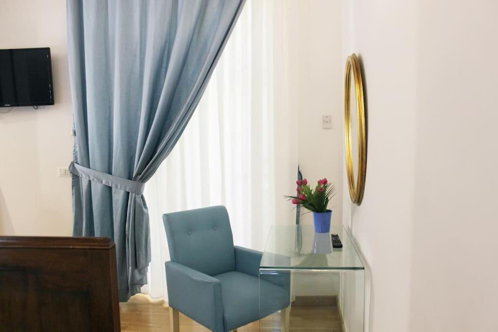 Easy Napoli Duomo Apartment Ngoại thất bức ảnh
